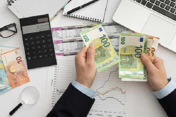 特朗普签署公告 进一步限制外国公民入境美国